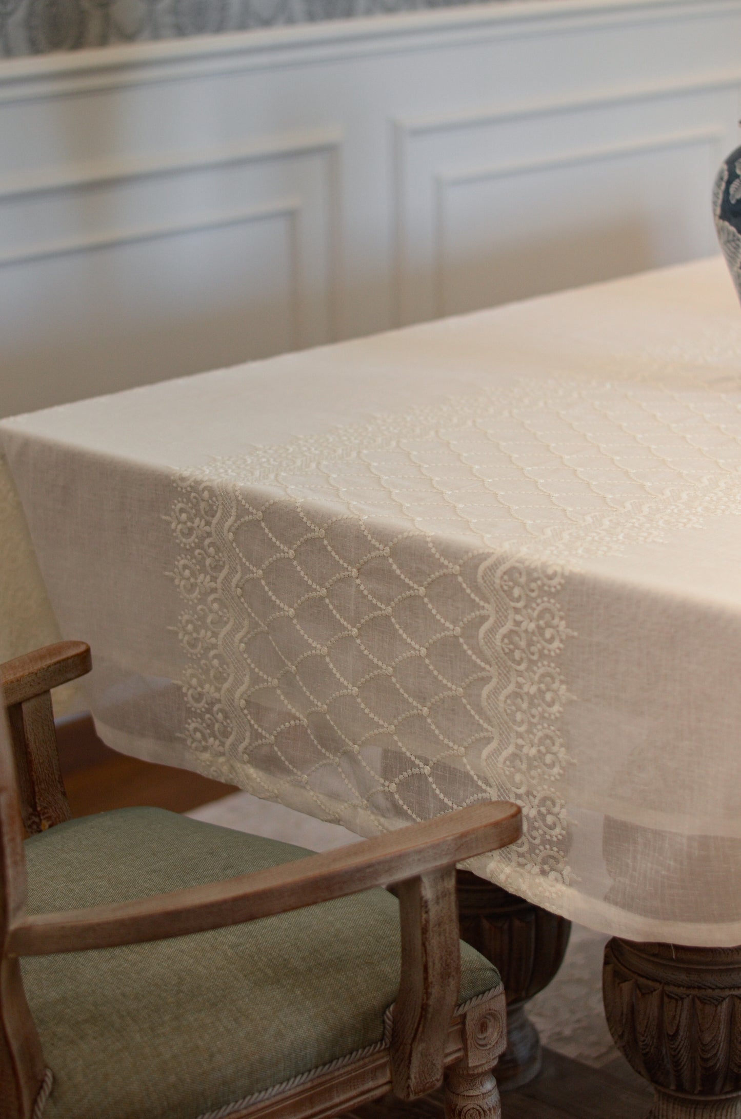 Regal Lace