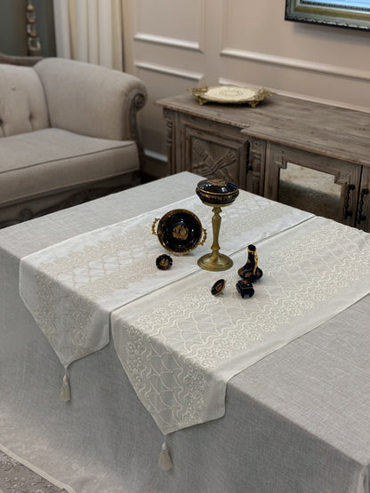 Regal Lace