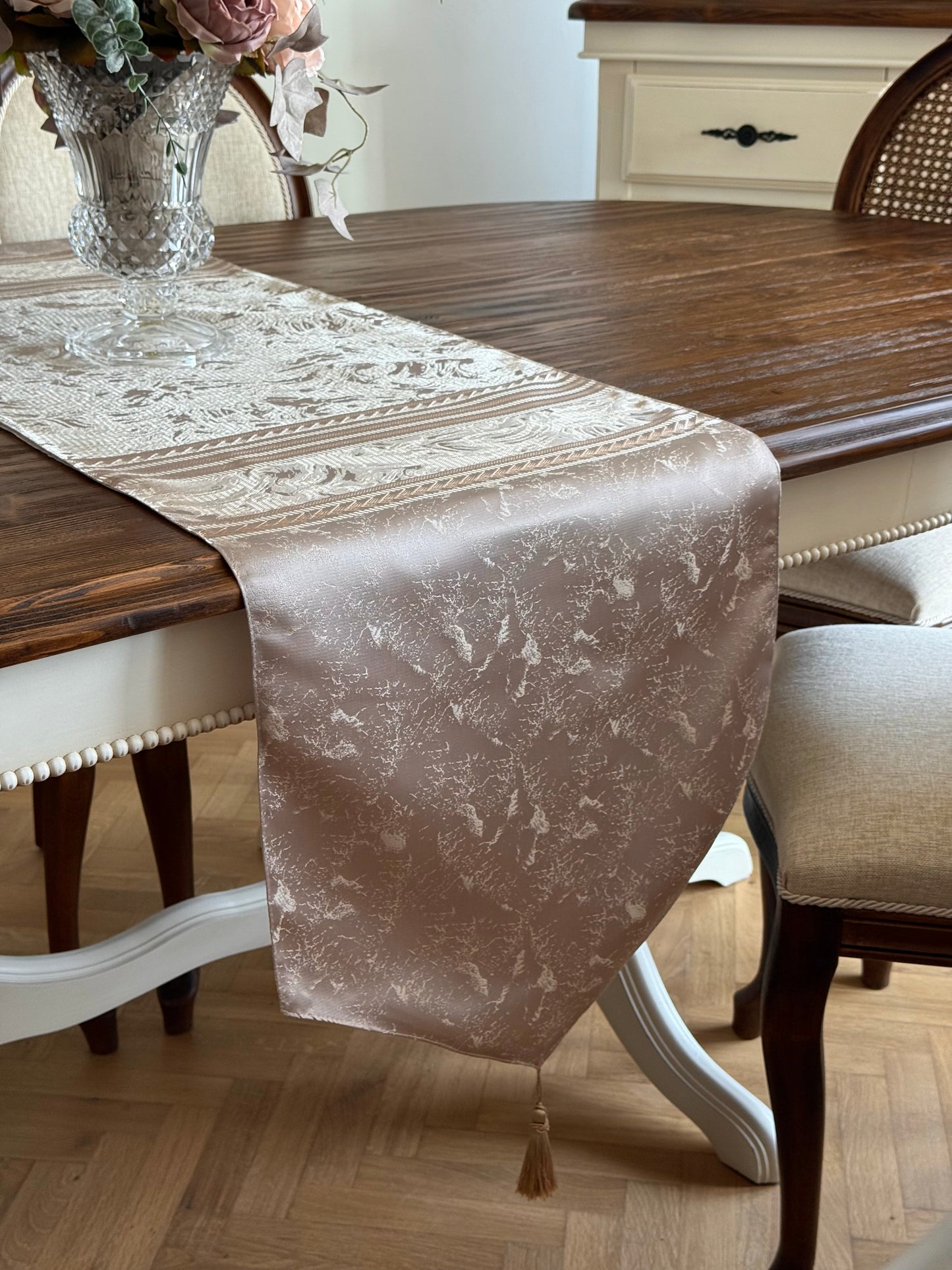 Swirl Grace Runner