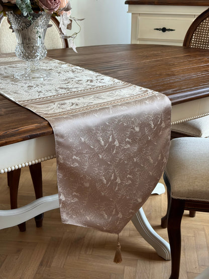 Swirl Grace Runner
