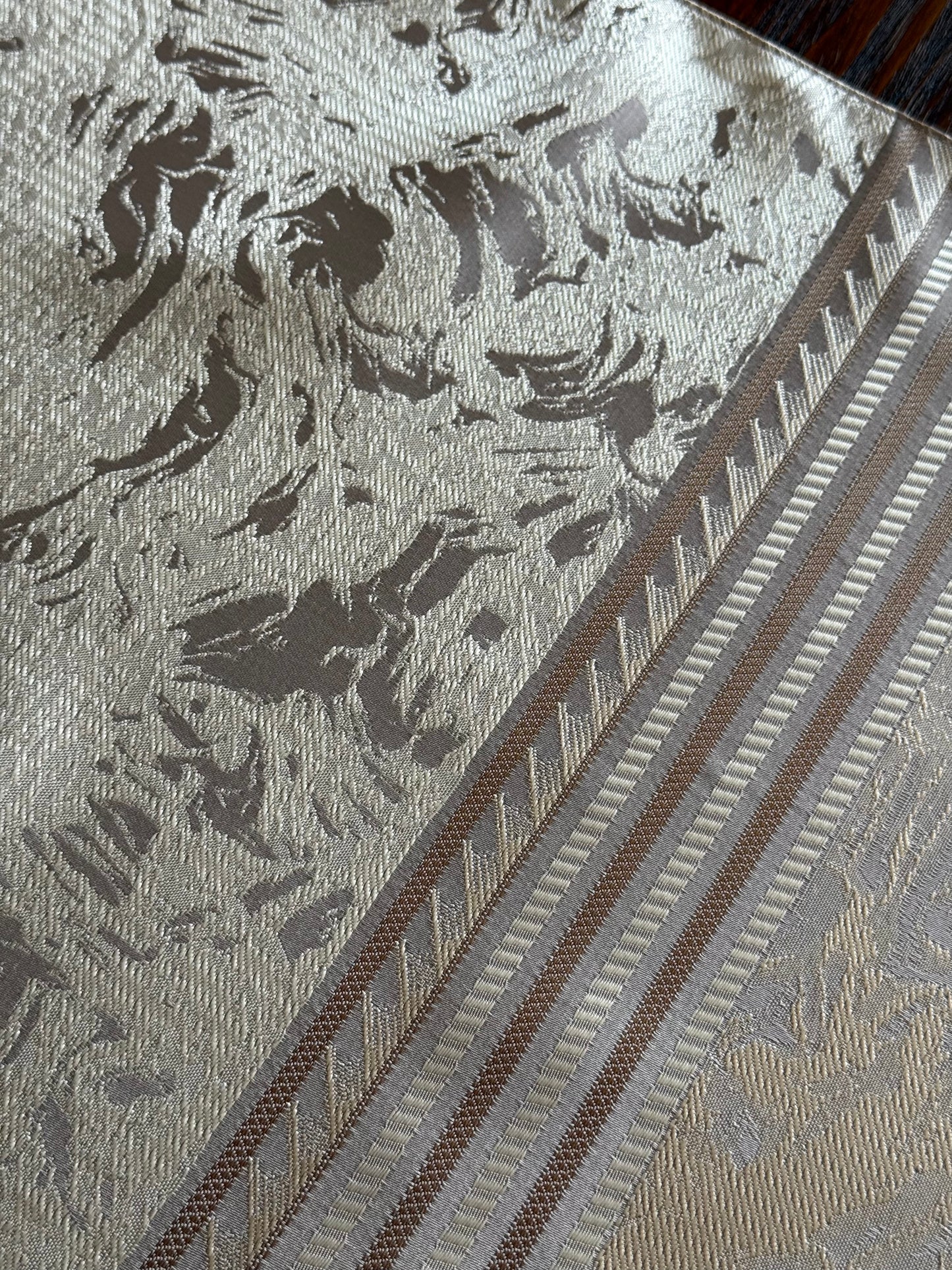 Swirl Grace Runner