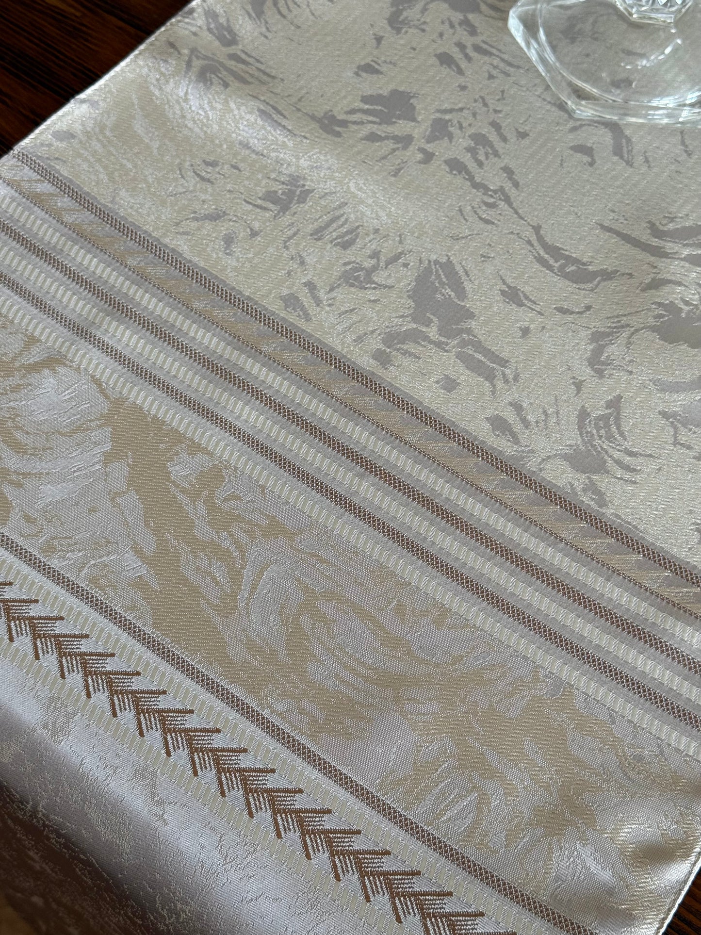Swirl Grace Runner