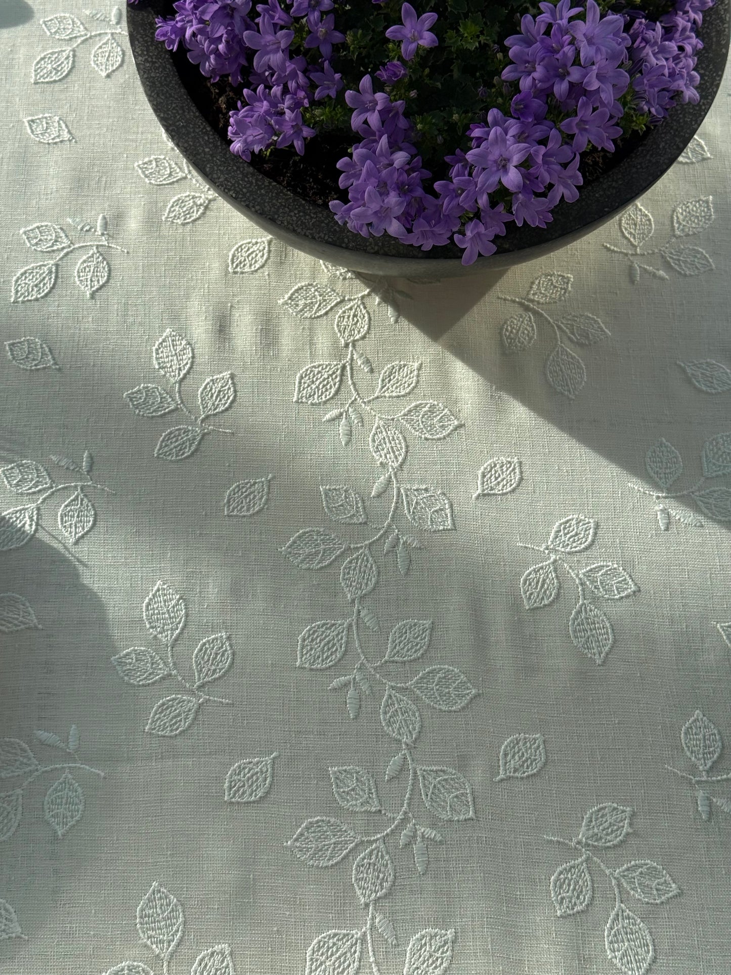 Linen Vines