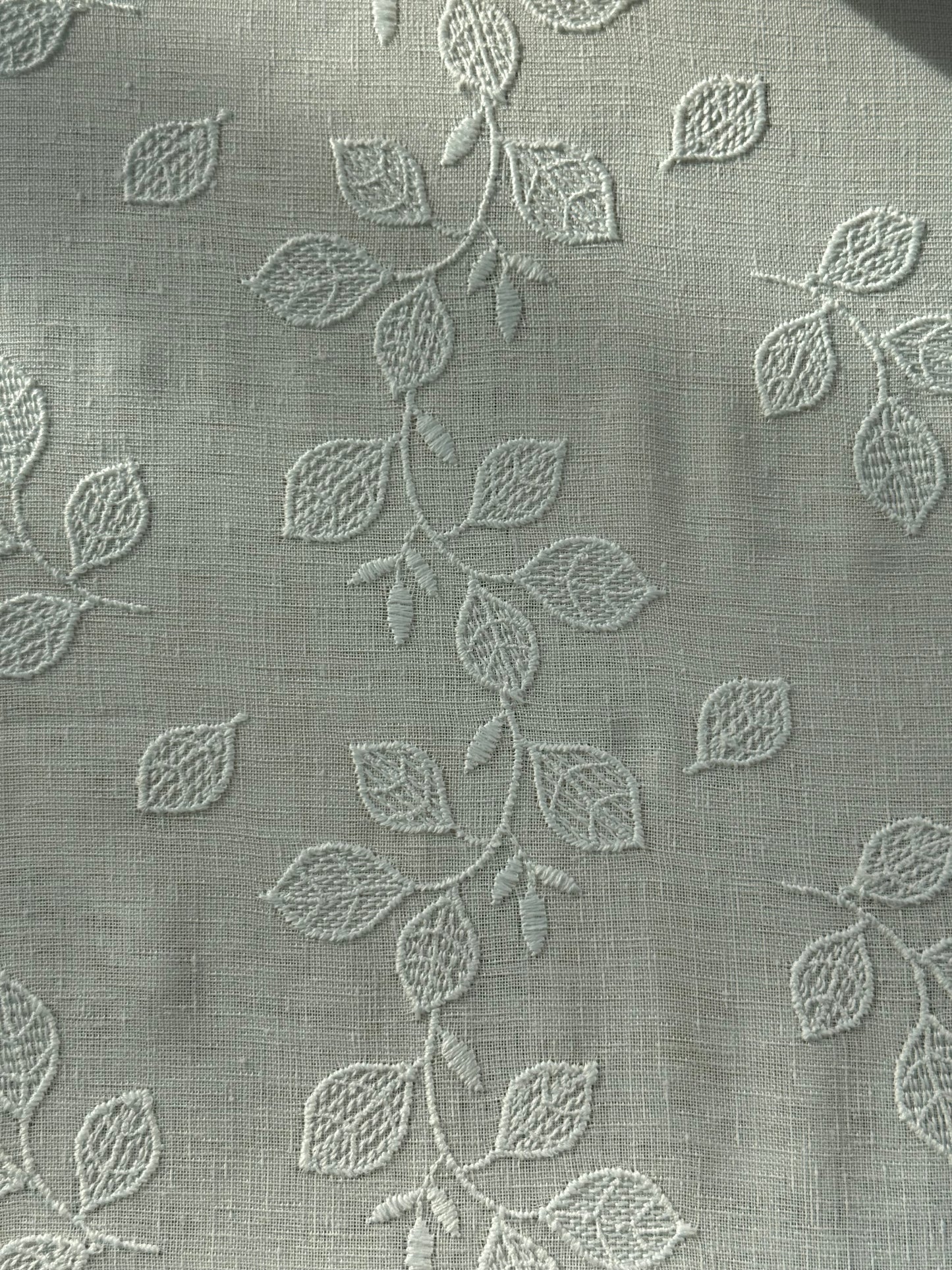 Linen Vines
