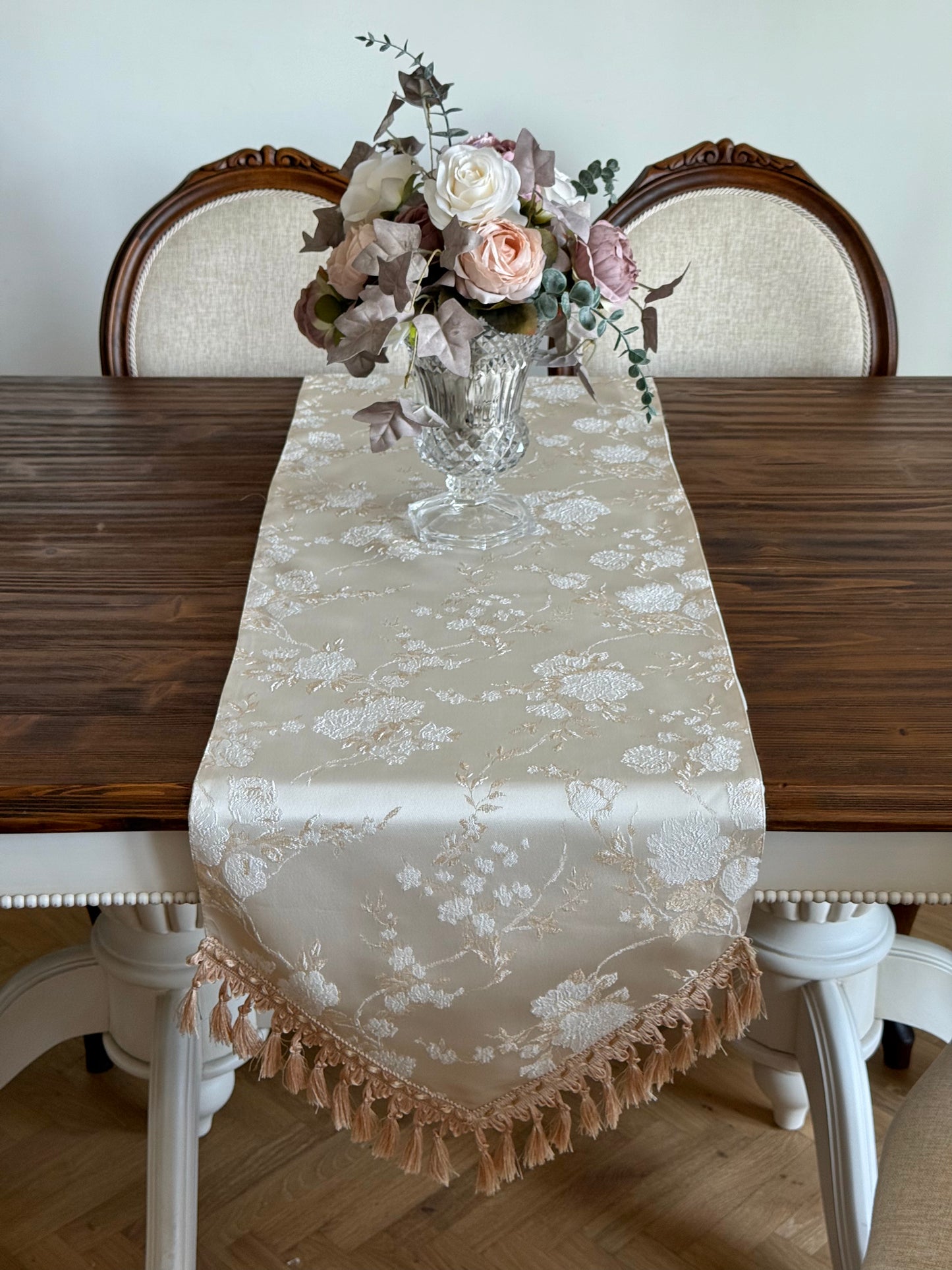 Golden Roses Runner