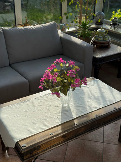 Linen Vines Runner