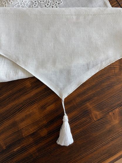 Belle Dantelle Runner