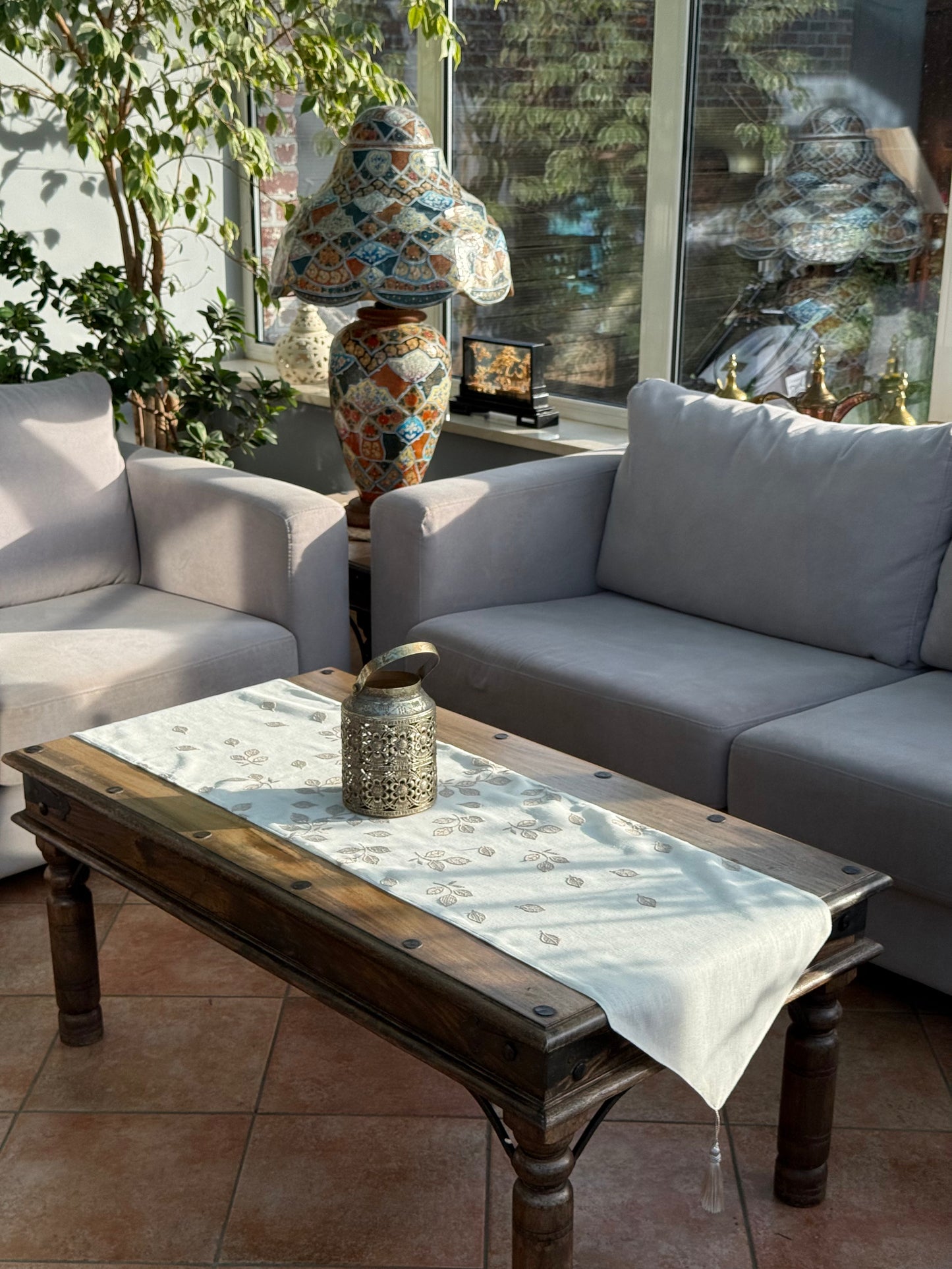Linen Vines Runner