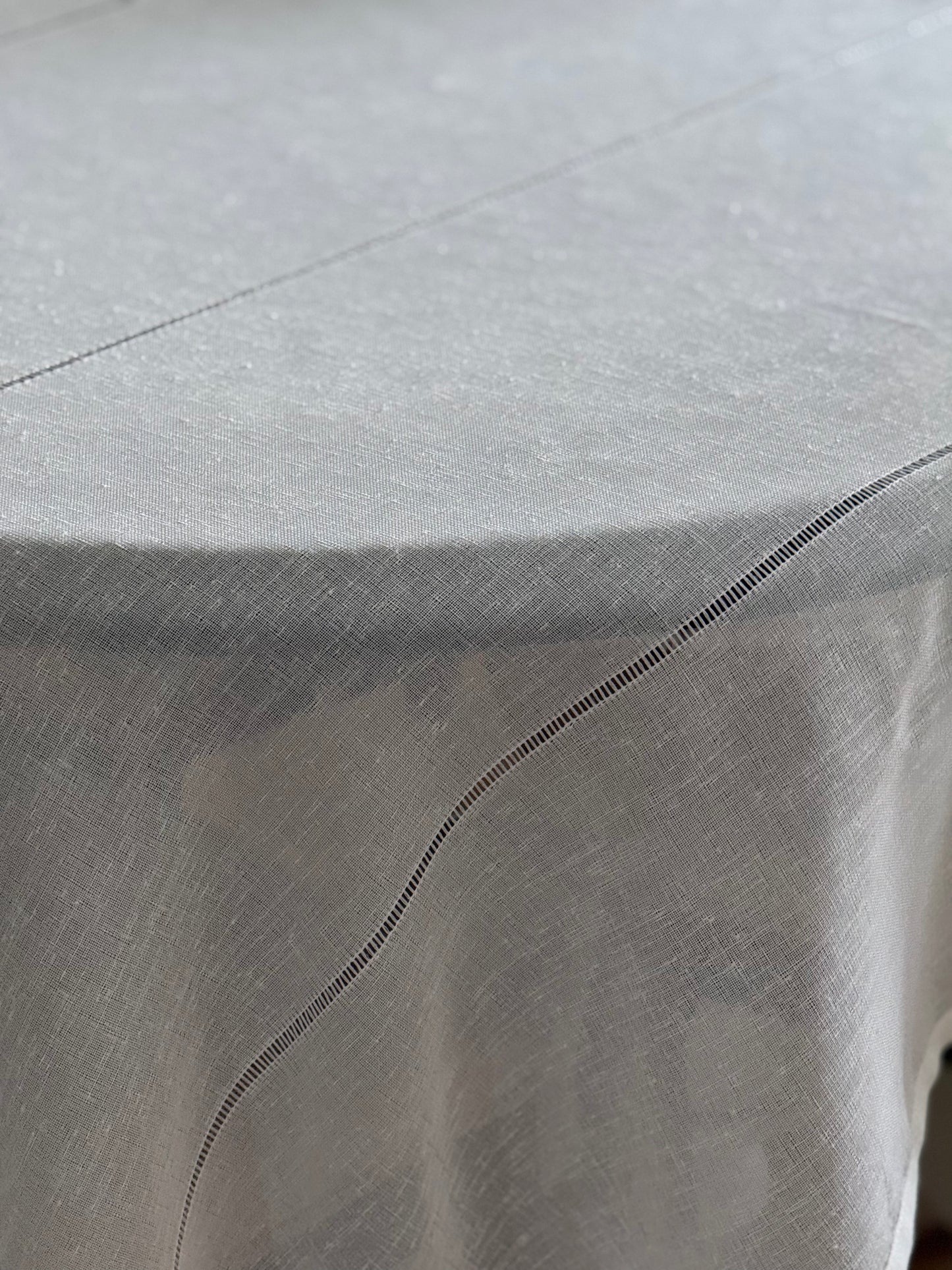 Linen Ajure