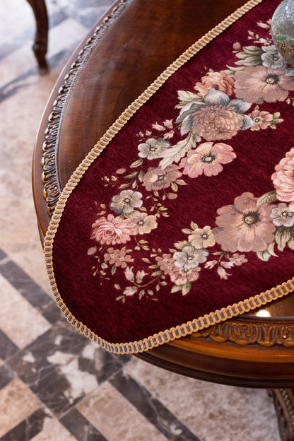 Classic Roses oval Runner