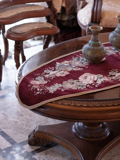 Classic Roses oval Runner
