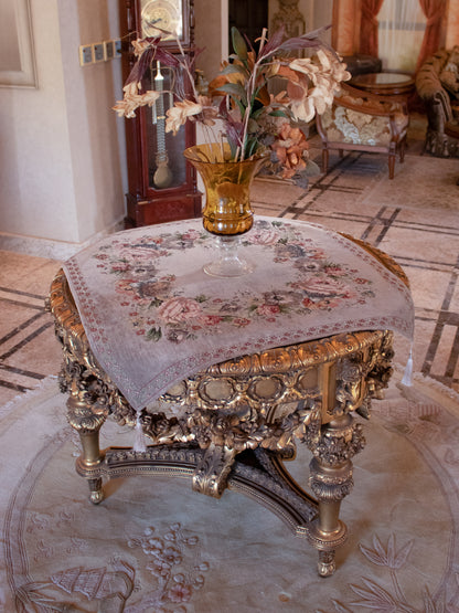 Classic Roses tablecloth