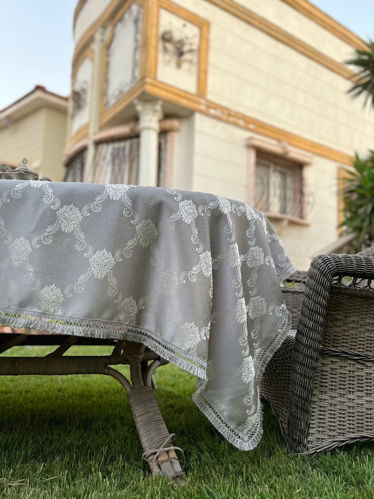 Majestic Damask