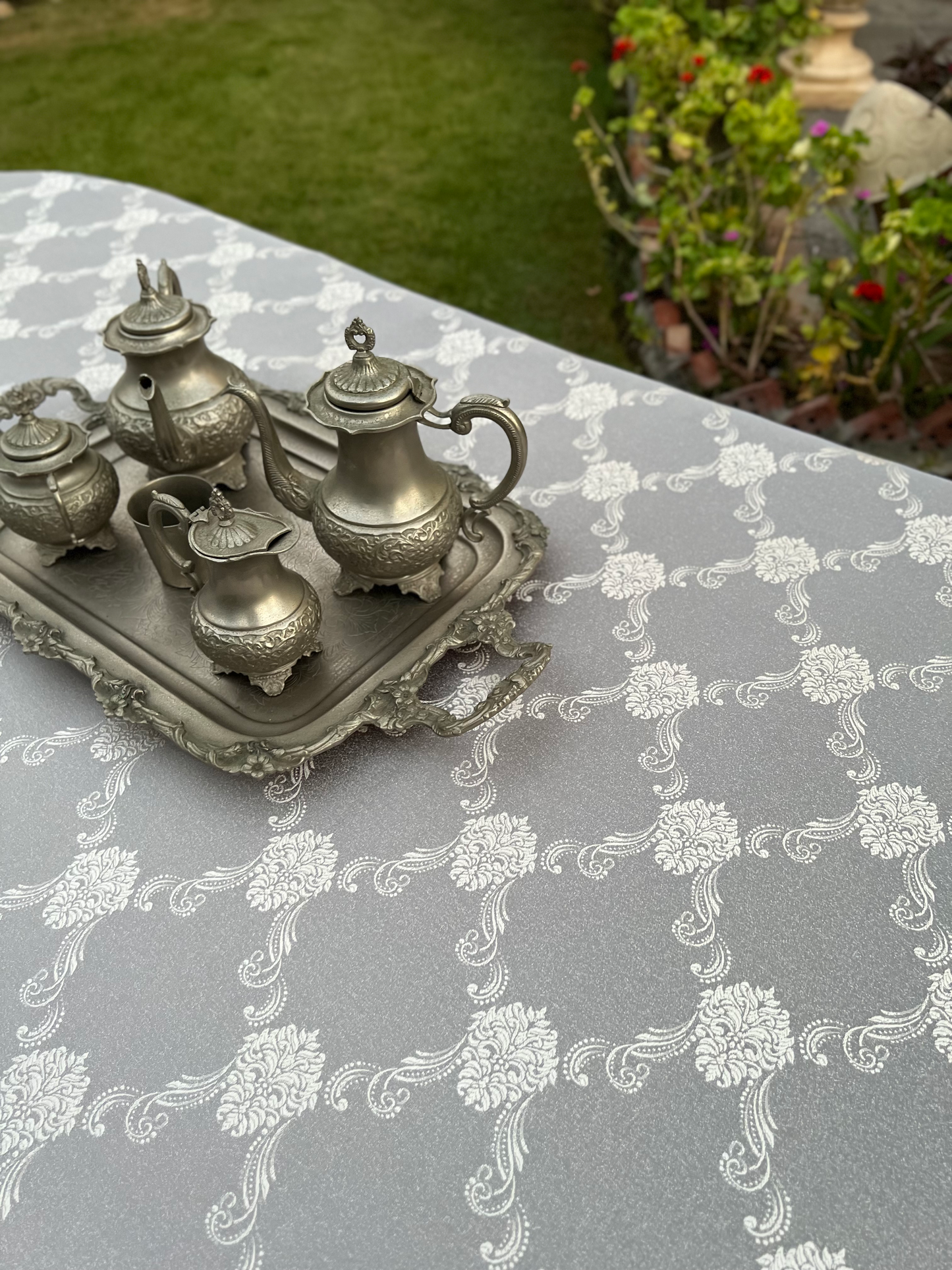 Majestic Damask
